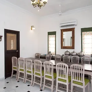Hotel Oyo 13793 Sagat Raaso