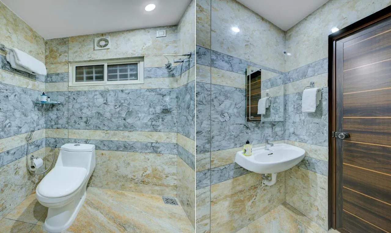 Hotel Treebo Love Shore Residency, 290 M From Lakeshore Hospital Kochi